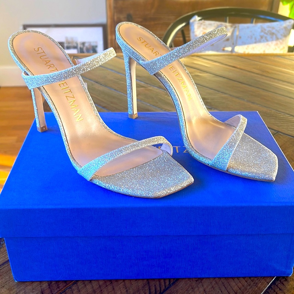 Gorgeous Stuart Weitzman stilettos!